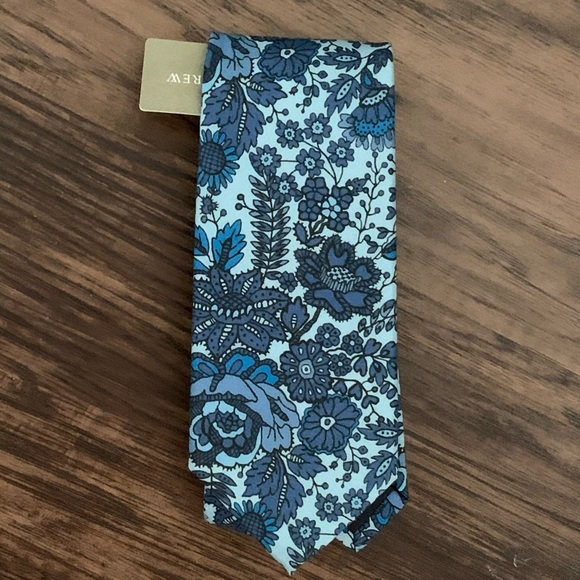 J.crew men’s tie in liberty Nottingham print - Picture 4 of 16